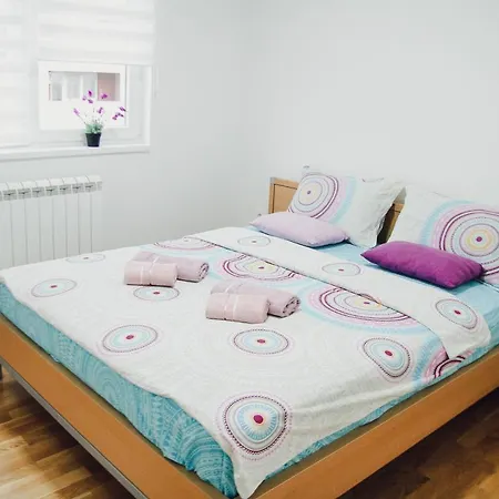 Lägenhet Apartman Suncica Lukavica